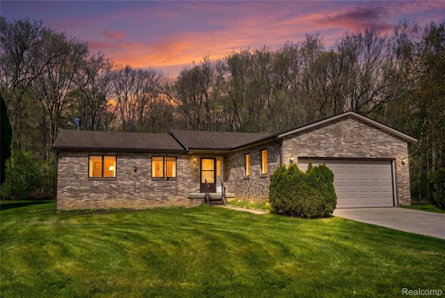 2281 Nandi Hills Trail, Flint Charter Township, MI 48473