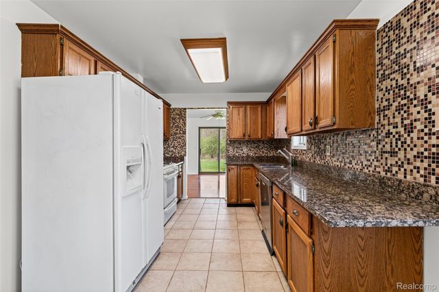 2281 Nandi Hills Trail, Flint Charter Township, MI 48473