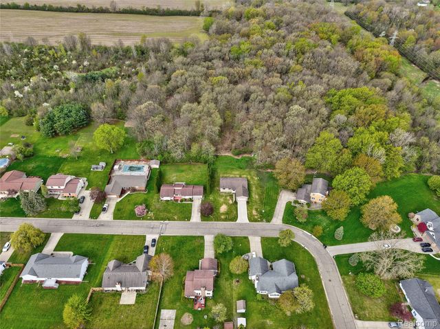 2281 Nandi Hills Trail, Flint Charter Township, MI 48473