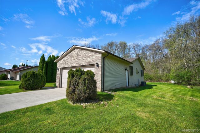 2281 Nandi Hills Trail, Flint Charter Township, MI 48473
