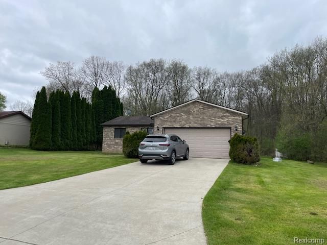 2281 Nandi Hills Trail, Flint Charter Township, MI 48473