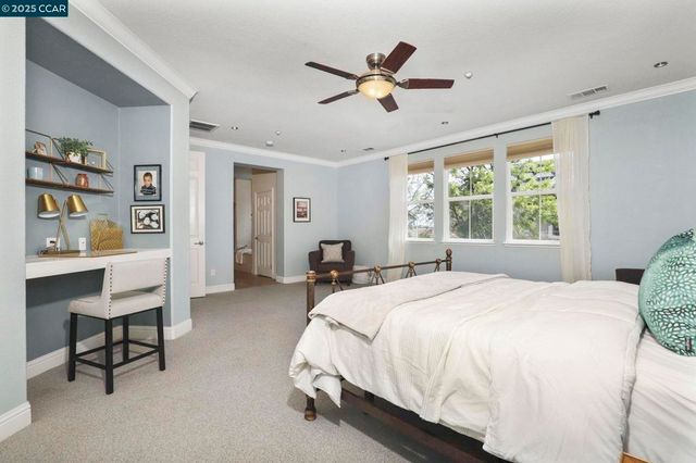 21 Foxglove Ct, Oakley, CA 94561