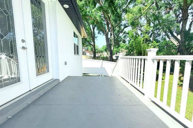 408 E HANLON STREET, Tampa, FL 33604