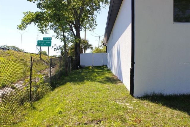 408 E HANLON STREET, Tampa, FL 33604