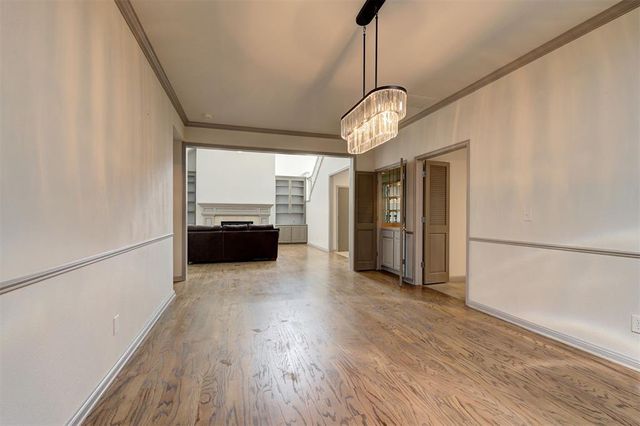 8670 N May Avenue 49D, Oklahoma City, OK 73120