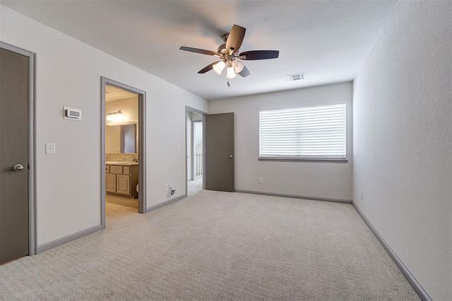 8670 N May Avenue 49D, Oklahoma City, OK 73120