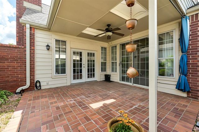 8670 N May Avenue 49D, Oklahoma City, OK 73120