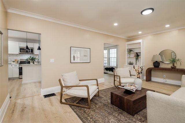 353 Sawyer Street, Rochester, NY 14619