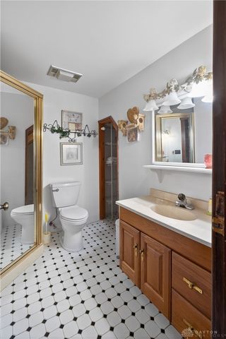 9475 N Dixie Drive, Vandalia, OH 45414