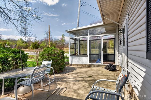 9475 N Dixie Drive, Vandalia, OH 45414
