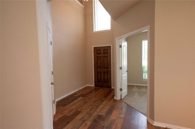2070 Intrepid DR, Buda, TX 78610