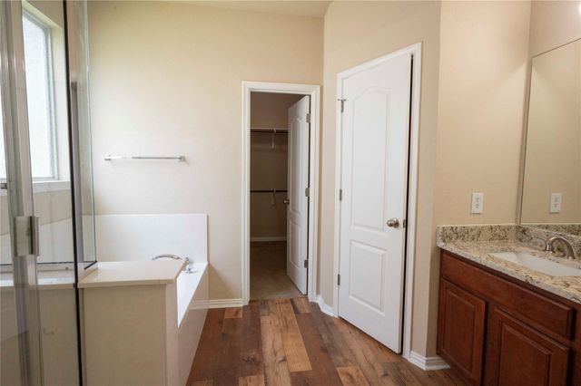 2070 Intrepid DR, Buda, TX 78610