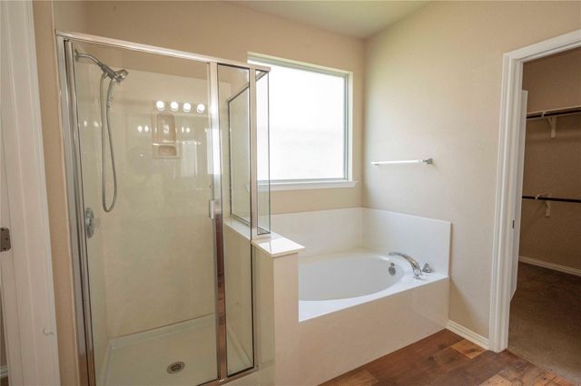 2070 Intrepid DR, Buda, TX 78610