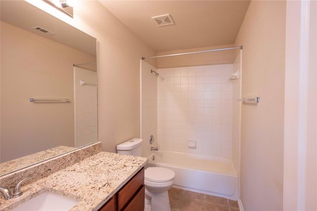 2070 Intrepid DR, Buda, TX 78610