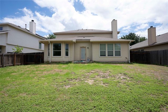 2070 Intrepid DR, Buda, TX 78610