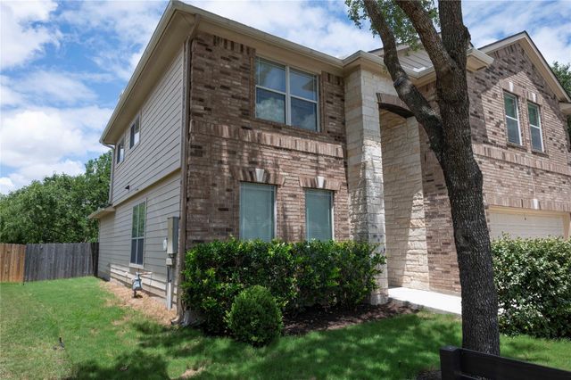 2070 Intrepid DR, Buda, TX 78610
