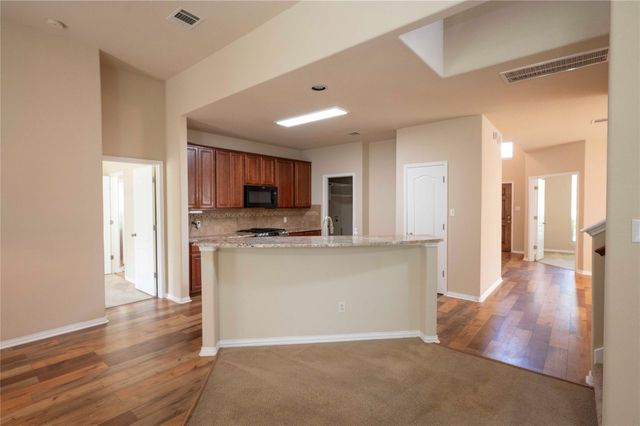 2070 Intrepid DR, Buda, TX 78610