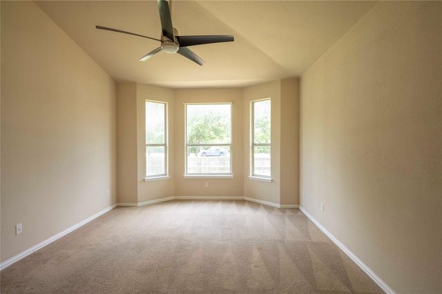 2070 Intrepid DR, Buda, TX 78610