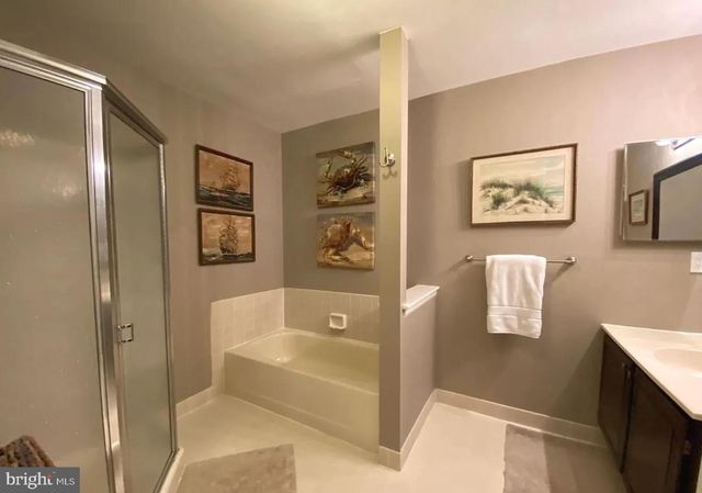 15 ANDOVER PL, Robbinsville, NJ 08691