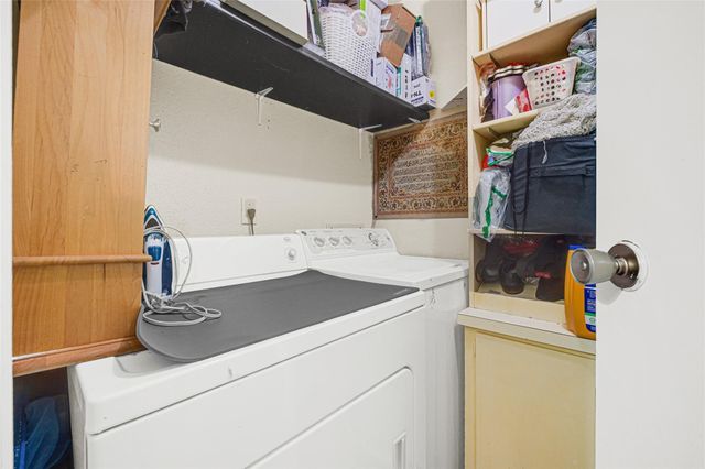 6500 Sands Point Drive 708, Houston, TX 77074