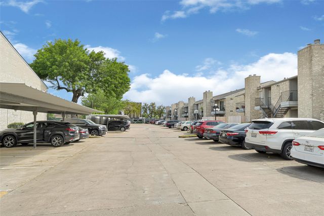 6500 Sands Point Drive 708, Houston, TX 77074