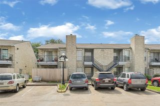 6500 Sands Point Drive 708, Houston, TX 77074