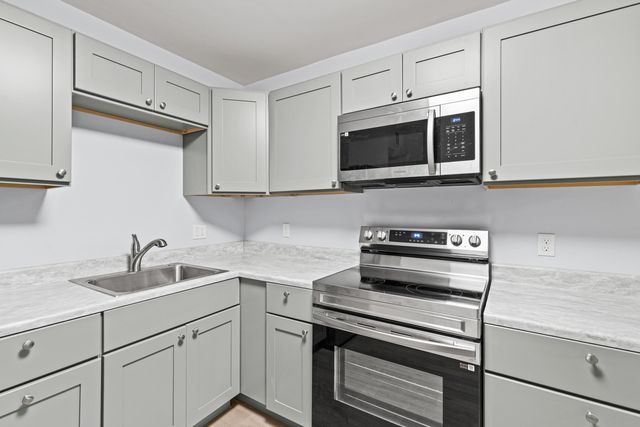 210 Pelham Road 109B, Fort Walton Beach, FL 32547