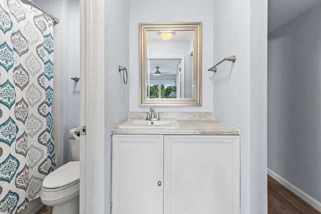 210 Pelham Road 109B, Fort Walton Beach, FL 32547