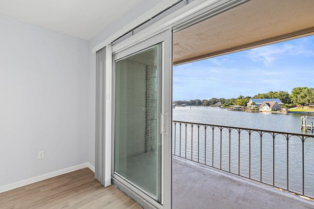 210 Pelham Road 109B, Fort Walton Beach, FL 32547