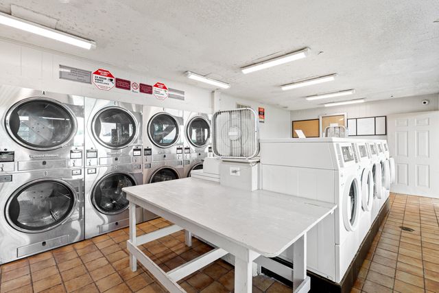 210 Pelham Road 109B, Fort Walton Beach, FL 32547