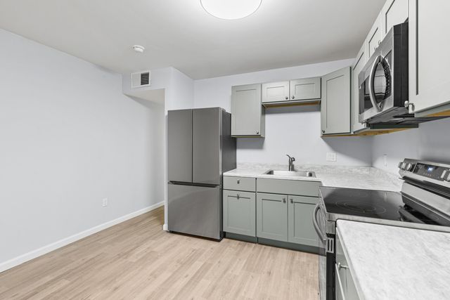 210 Pelham Road 109B, Fort Walton Beach, FL 32547