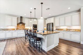 1012 Capitola Ct, Vacaville, CA 95687