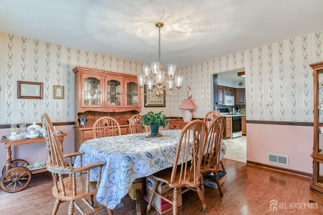 12 Church Lane, East Brunswick, NJ 08816