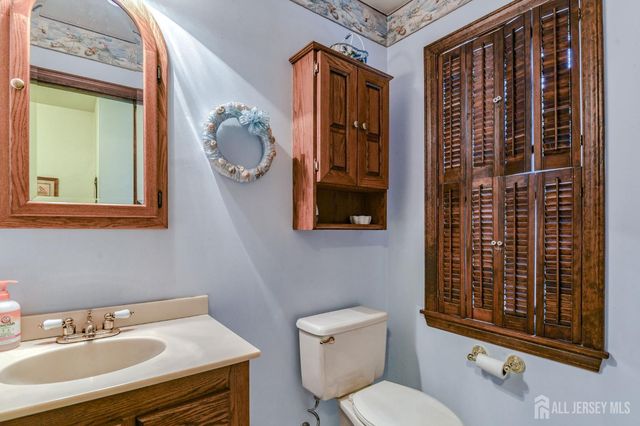 12 Church Lane, East Brunswick, NJ 08816