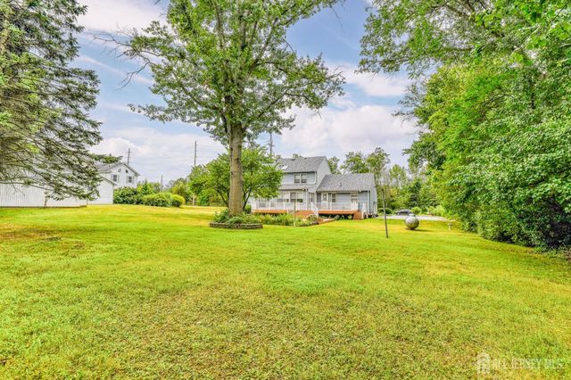 12 Church Lane, East Brunswick, NJ 08816