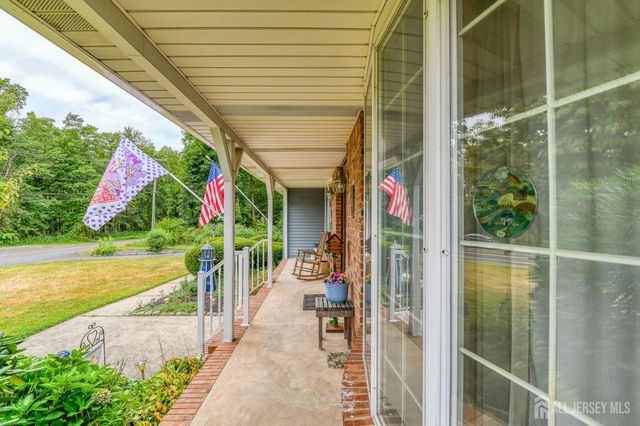 12 Church Lane, East Brunswick, NJ 08816