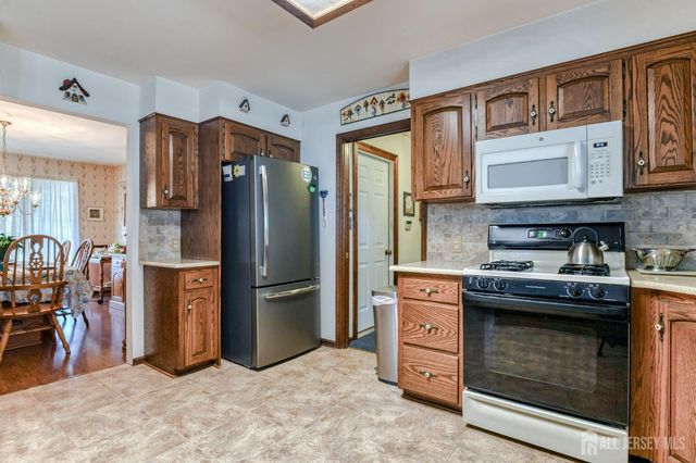 12 Church Lane, East Brunswick, NJ 08816