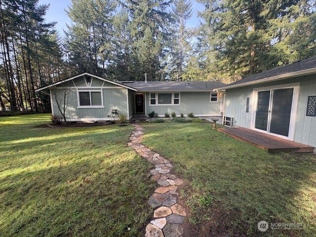 828 Island Blvd, Fox Island, WA 98333