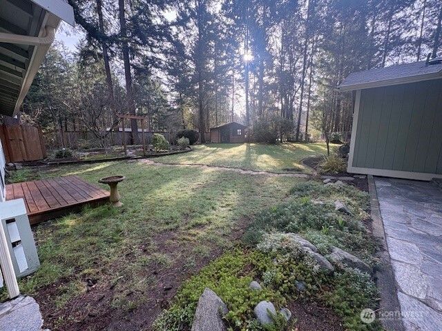 828 Island Blvd, Fox Island, WA 98333