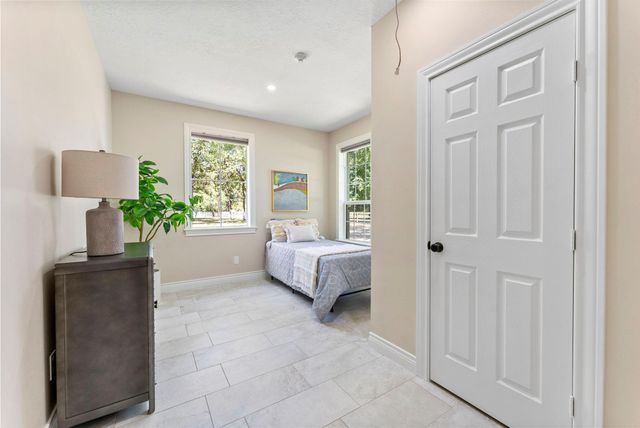 8711 Sendera Drive, Magnolia, TX 77354