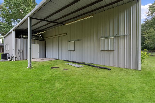 8711 Sendera Drive, Magnolia, TX 77354