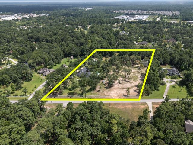 8711 Sendera Drive, Magnolia, TX 77354