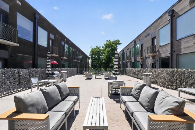 1800 E 4th ST 202, Austin, TX 78702