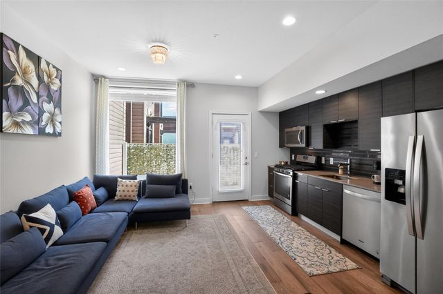 1800 E 4th ST 202, Austin, TX 78702