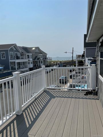 21 Maryland Avenue C, Long Beach, NY 11561