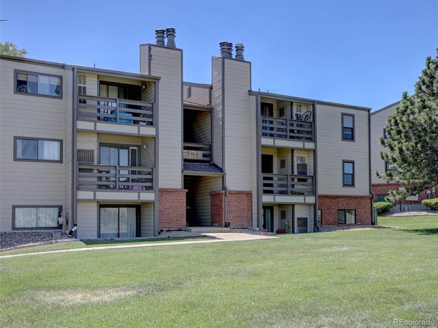 579 Wright Street 202, Lakewood, CO 80228