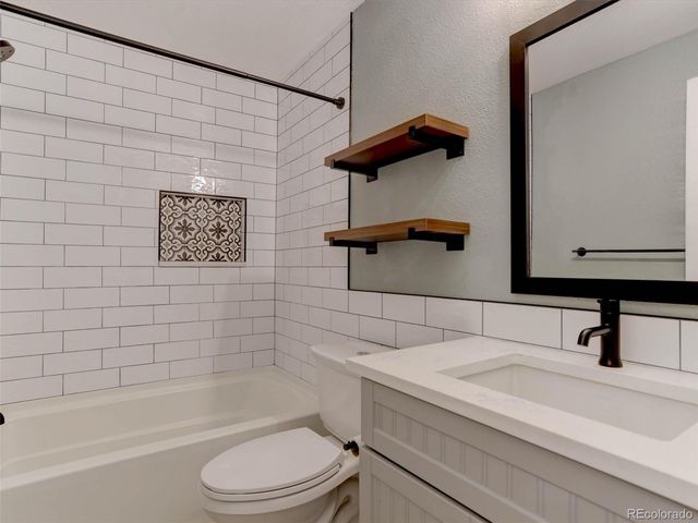 579 Wright Street 202, Lakewood, CO 80228