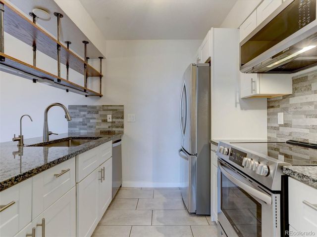579 Wright Street 202, Lakewood, CO 80228