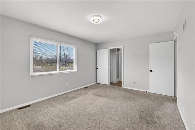 4302-4 NW 56 Street, Kansas City, MO 64151