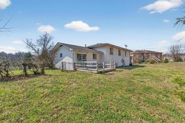 4302-4 NW 56 Street, Kansas City, MO 64151